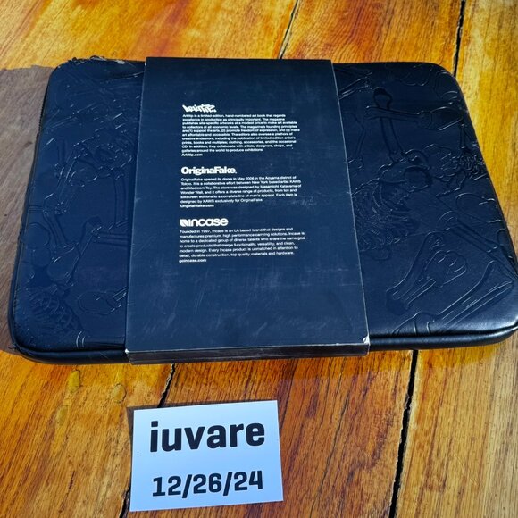 KAWS ARKITIP Incase Laptop Magazine Skeleton Case RARE 2007 - Picture 11 of 16